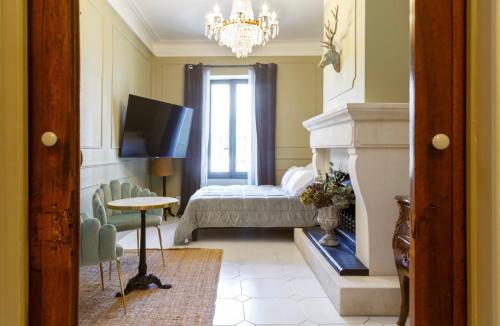 1 queen bed