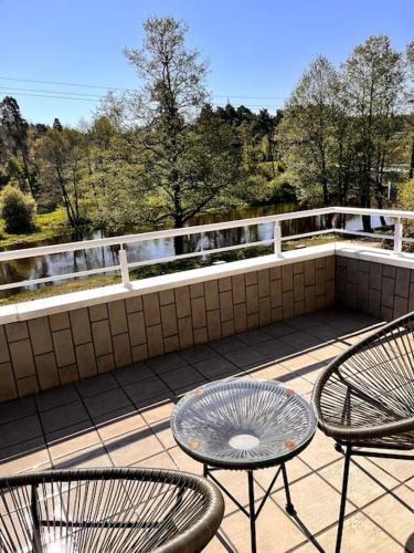 Amazing Riverside home/Kayaks&Sauna/Grill&Garden in Sužionys