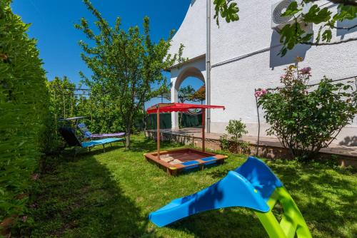 Iekārtas, Sabina 2, Poreč (Sabina 2, Porec) in Fuskulin