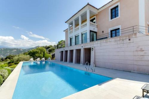 Villa vue d'exception / piscine - Location, gîte - Calvi