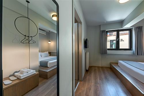 BED in Athens - image 5