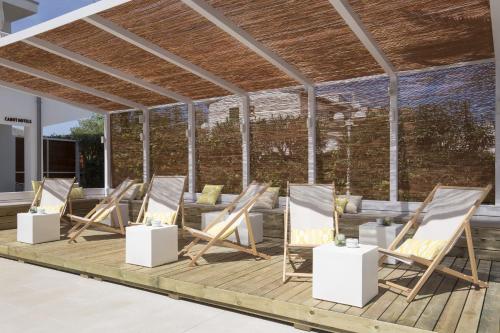 Cabot Romantic- Adults Only - main image
