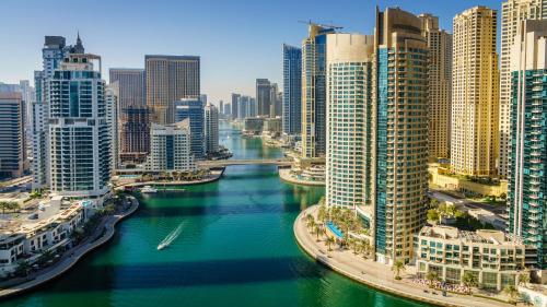 FAM Living - Sparkle Tower - Marina View - main image