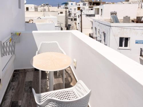 George Studios in Naxos Island