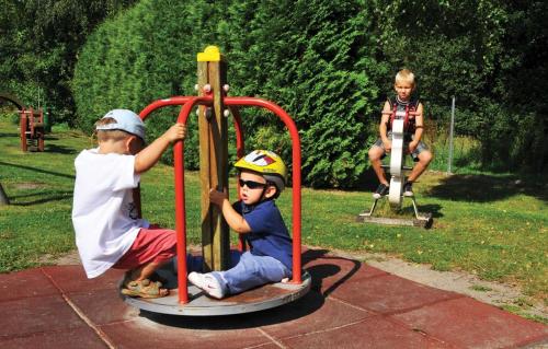 Ferienpark Freesenbruch Doppelhaushälfte 9 - Waldblick