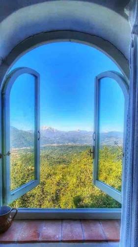 ROMANTIC GETAWAY AMAZING VIEWS - New large veranda in Coreglia Antelminelli