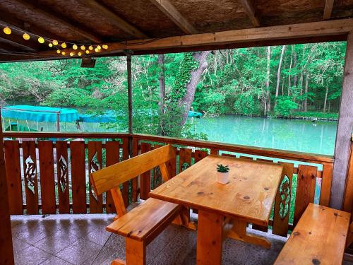 “River Romance” Villa