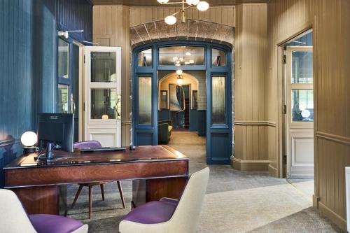 The Tongue Hotel, by Highland Coast Hotels in Тонг