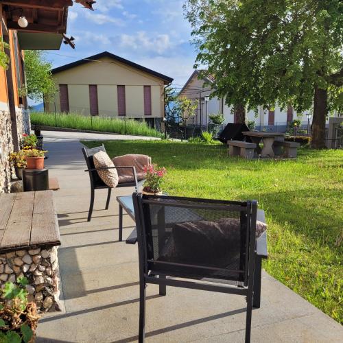 Casa Mina Mountain Lake Iseo Hospitality - Apartment - Bossico