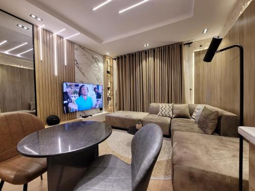 Luxurious 2-Bedroom in Lekki Phase 1