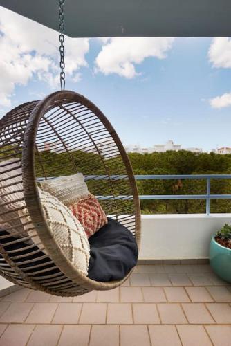 Seaside Serenity Beachside Albufeira Apartment