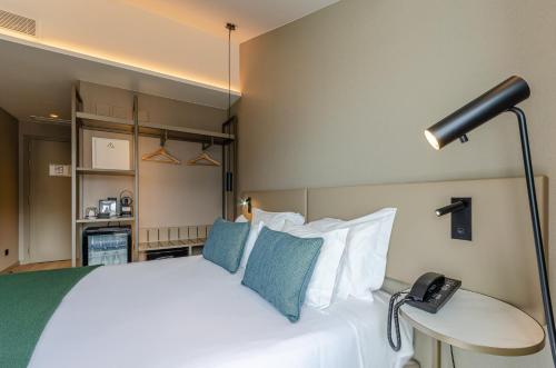 Omid Saldanha Hotel Room Type - Superior Double Room