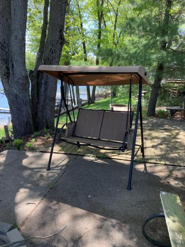 Loon Lake Lakehouse in Irons, USA
