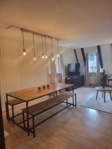 Stylish Apartment in the Heart of Zug by Airhome - image 2