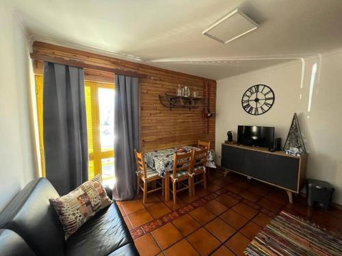 Lanzinha's Apartment
