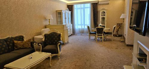 Спільний лаунж/ТБ зона, Savoy in Кишинів