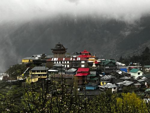 Hotel Kalpa Deshang