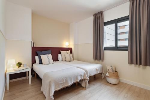 Two-Bedroom Apartment with Balcony image 5
