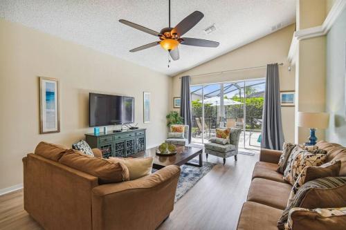 Spacious Elegant private/Pool 2 Master Bed - No Carpet in Orlando, USA