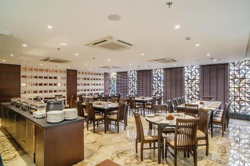 المطعم, THE MANGAL VIEW RESIDENCY - A Luxury Boutique Business Hotel in أودايبور