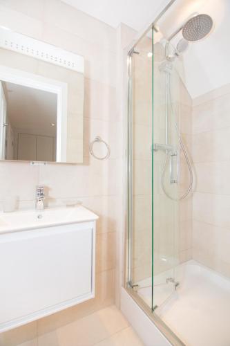 Whitfield Street Apartments, Londres (photo 7)