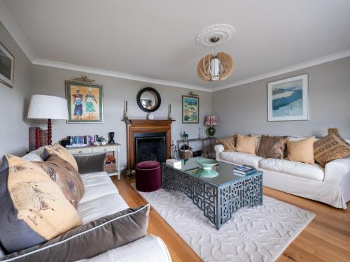 Luxurious 5 bedroomed home with sea view close to beach in Lettermacaward
