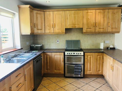 Modern bright detached home just a short stroll from town in Killowen