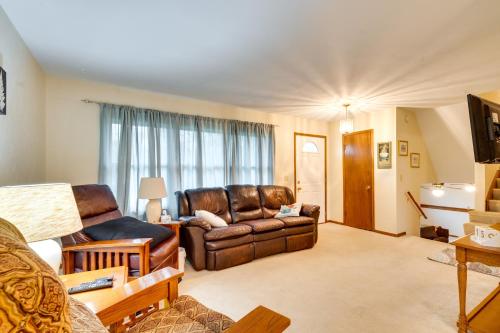 Clear Lake Vacation Home Rental - Pet Friendly! in Clear Lake, USA