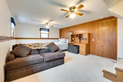 Clear Lake Vacation Home Rental - Pet Friendly!
