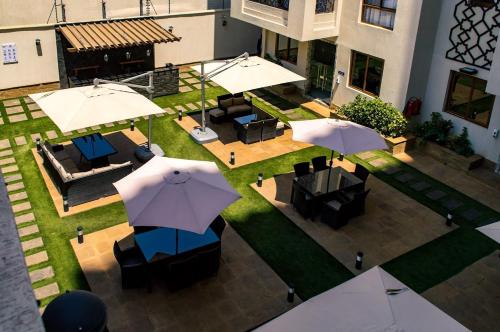 Lux Suites Dubai Style Apartments Room Type - One-Bedroom Apartment