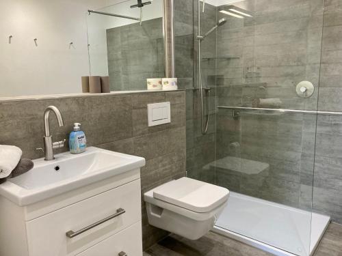 Two-Bedroom Apartment image 3
