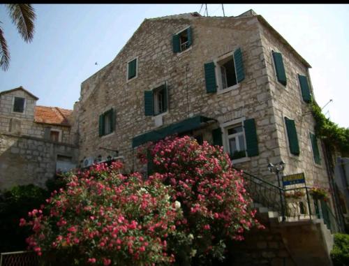 Apartments Dalmatian Stone House - Stari Grad