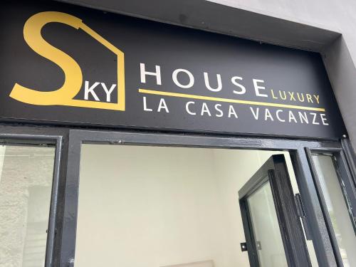 SKY HOUSE LUXURY