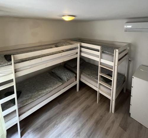 Quadruple Room with Shared Bathroom