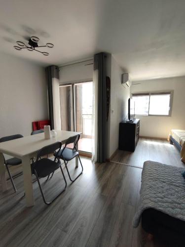Charmant Studio de 25m² - 30m de la mer - Barcares - Tap to explore photos