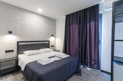 1 double bed