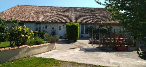 DOMAINE DE LA LUCARLIERE in Saint-Laurent-de-la-Salle
