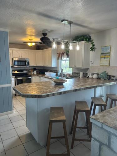 Exuma Villa with Private Pool, $350. nightly /7 night min. in Michelson