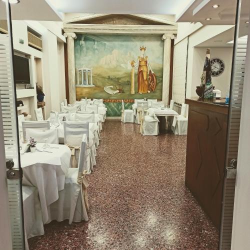 Hotel Solomou Athens - image 4
