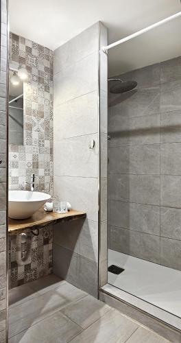 Triple Room image 2