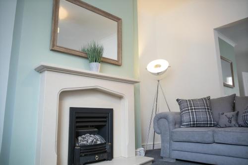 Sleek Gem Home in Houghton le Spring, Sleeps 5