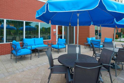 Fairfield Inn & Suites by Marriott Detroit Troy