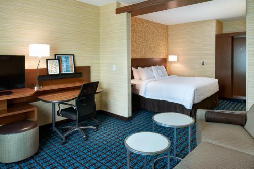 Fairfield Inn & Suites by Marriott Detroit Troy