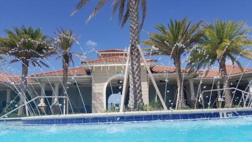 SUNCITY CENTER PIANO HOUSE WITH GORGEOUS SUNSET. in Sun City Center (FL)