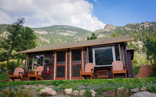 Studio with Mountain View