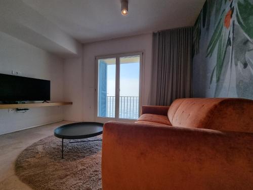 Bella Vista 3