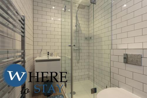 Stylish 2bed apartment underneath Edinburgh castle, Édimbourg (photo 8)