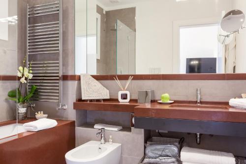 504 Corso Suites