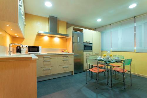 Genteel Home Martinez Campos - image 3