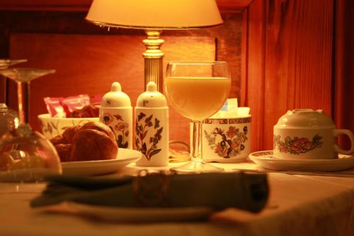 Brentwood Guest House - image 3